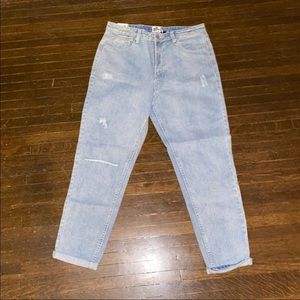 NWT Boohoo Mom Jeans Size 10